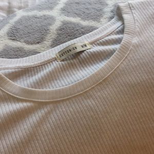 Cotton On Tops - Scoop neck COTTON ON Crop Top-EUC Cotton On Tops - Scoop neck COTTON ON Crop Top-EUC